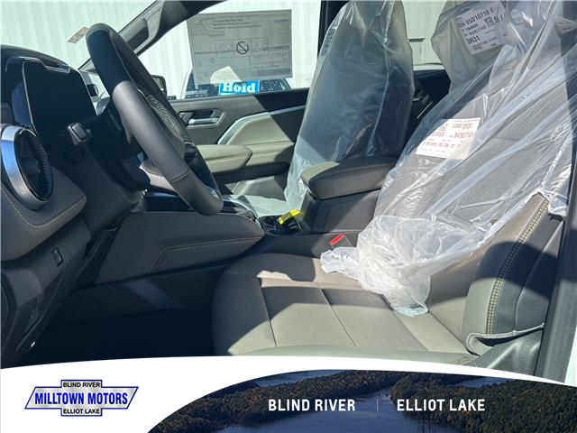 2026 Chevrolet Colorado ZR2 (Stk: 32161B) in Blind River - Image 3 of 7