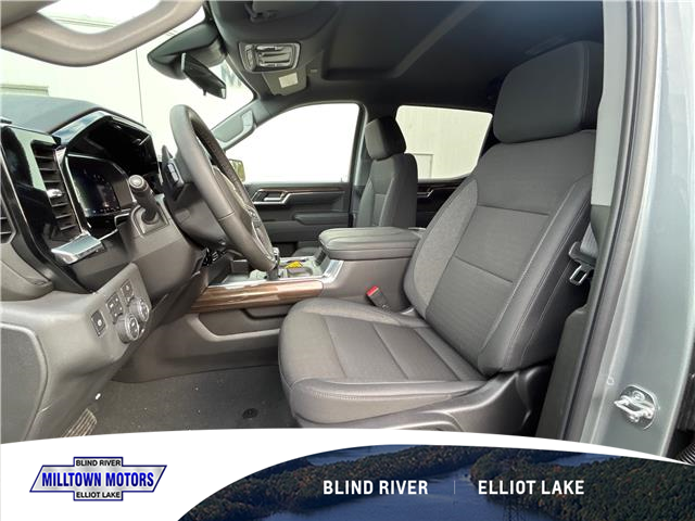 2026 Chevrolet Silverado 1500 LT Trail Boss (Stk: 32153E) in Blind River - Image 3 of 4