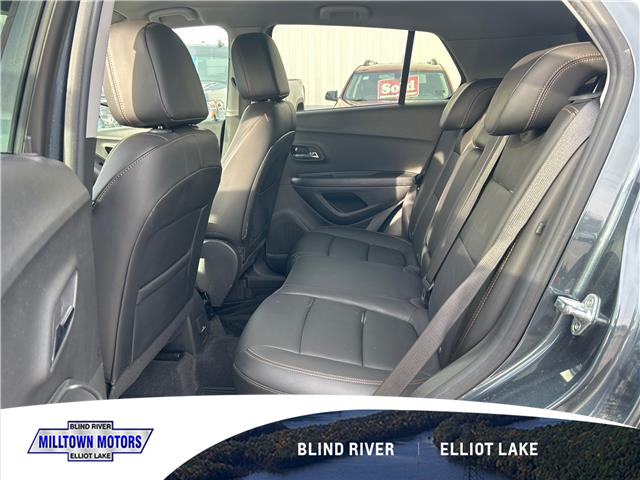 2021 Chevrolet Trax LT (Stk: 26162B) in Blind River - Image 4 of 5