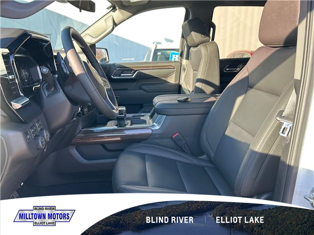 2026 Chevrolet Silverado 1500 LT Trail Boss (Stk: 32295B) in Blind River - Image 3 of 9