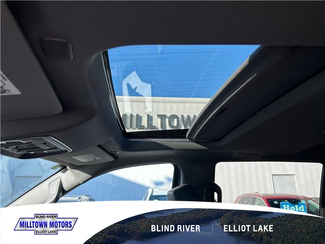 2026 Chevrolet Silverado 1500 LT Trail Boss (Stk: 32295B) in Blind River - Image 7 of 9