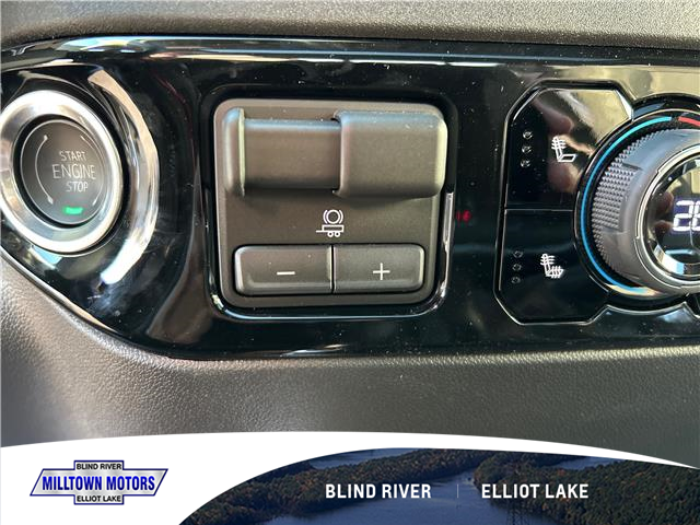 2026 Chevrolet Silverado 1500 LT Trail Boss (Stk: 32295B) in Blind River - Image 8 of 9