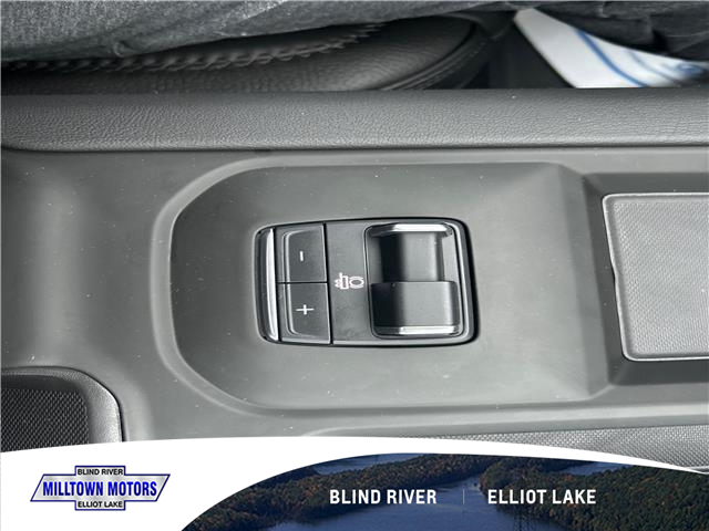 2025 GMC Sierra 2500HD Denali (Stk: 32389BDEMO) in Blind River - Image 9 of 10