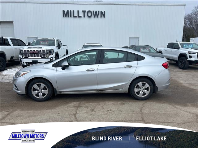 2018 Chevrolet Cruze LS Auto (Stk: 22656E) in Blind River - Image 2 of 5