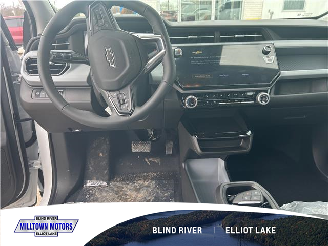 2027 Chevrolet Bolt LT (Stk: 32845B) in Blind River - Image 5 of 5
