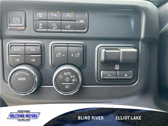 2026 Chevrolet Suburban Premier (Stk: 32241B) in Blind River - Image 7 of 8