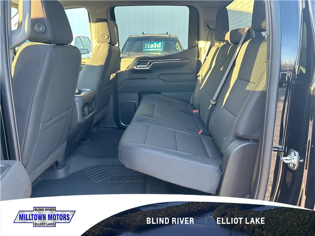 2026 Chevrolet Silverado 1500 LT Trail Boss (Stk: 32243B) in Blind River - Image 4 of 6