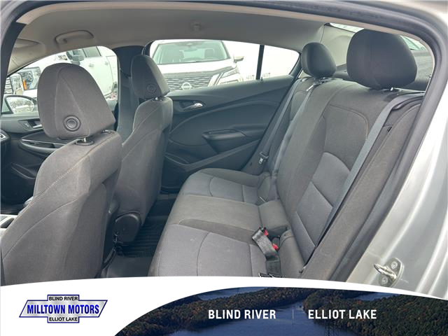 2018 Chevrolet Cruze LS Auto (Stk: 22656E) in Blind River - Image 4 of 5