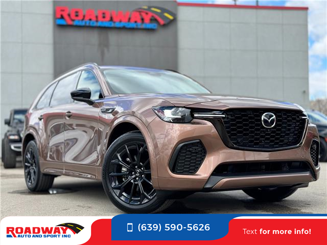 2025 Mazda CX-70 MHEV GT (Stk: 17423) in Regina - Image 1 of 35