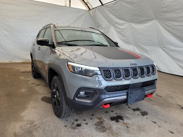 2023 Jeep Compass Trailhawk (Stk: 231317) in Thunder Bay - Image 1 of 27