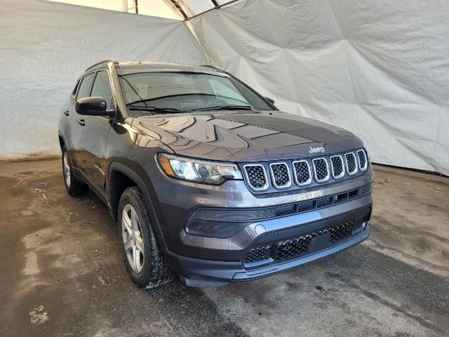 2024 Jeep Compass Sport (Stk: 241040) in Thunder Bay - Image 1 of 28