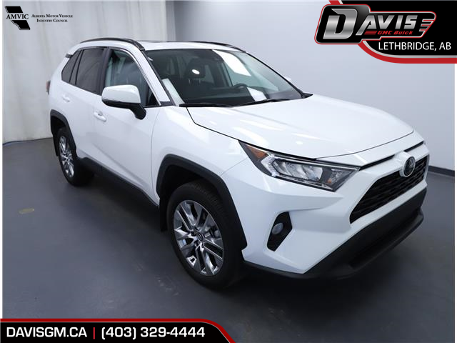 2020 Toyota RAV4 XLE (Stk: 248511) in Lethbridge - Image 1 of 28