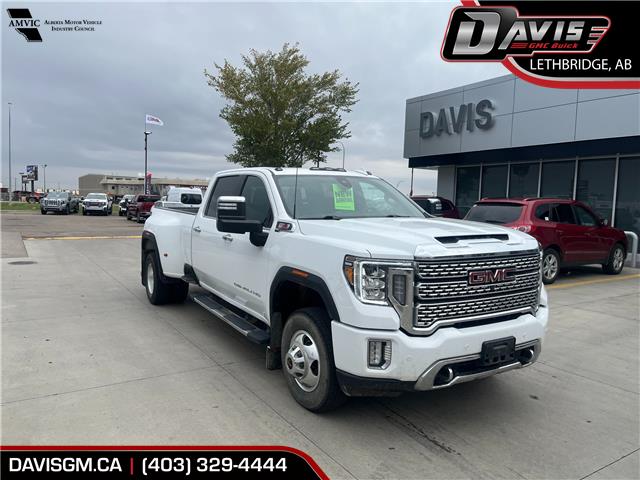 2021 GMC Sierra 3500HD Denali (Stk: 223007) in Lethbridge - Image 1 of 7