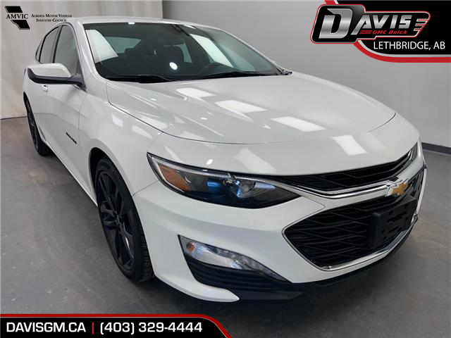 2022 Chevrolet Malibu LT (Stk: 265372) in Lethbridge - Image 1 of 27
