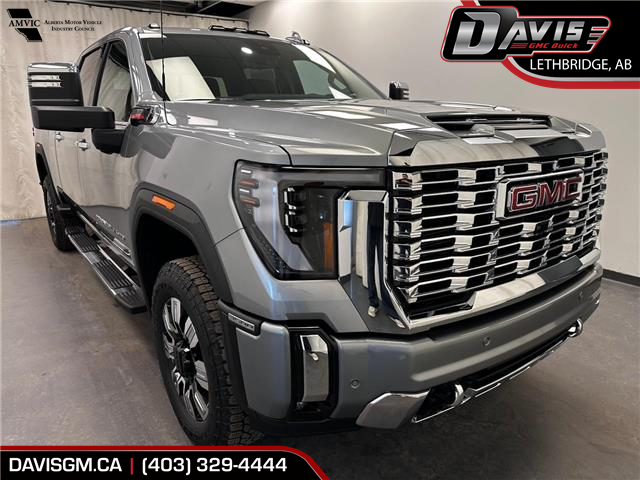 2025 GMC Sierra 3500HD Denali (Stk: 300450) in Lethbridge - Image 1 of 29