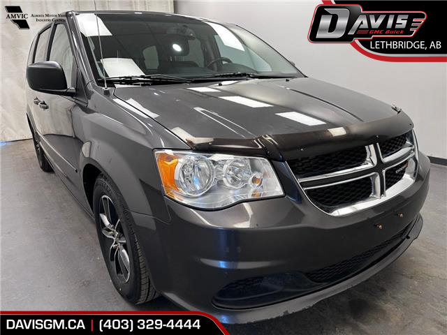 2015 Dodge Grand Caravan SE/SXT (Stk: 300569) in Lethbridge - Image 1 of 26