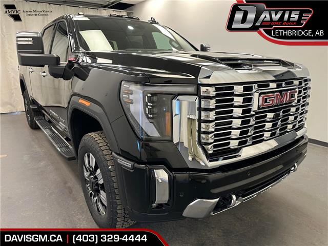 2025 GMC Sierra 3500HD Denali (Stk: 300607) in Lethbridge - Image 1 of 29