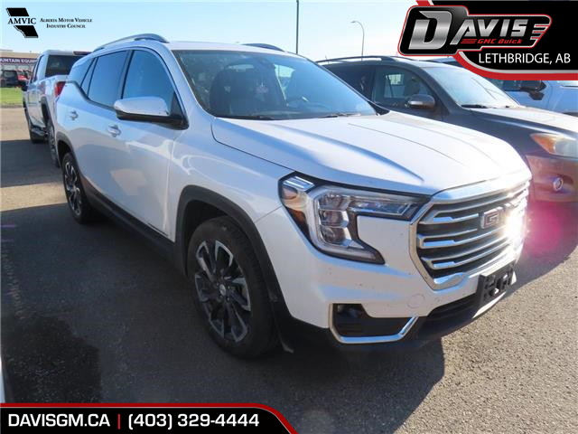 2022 GMC Terrain SLT (Stk: 300694) in Lethbridge - Image 1 of 11