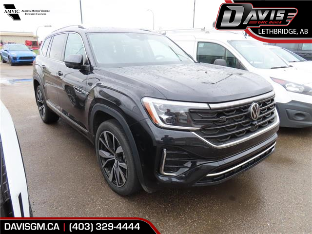 2024 Volkswagen Atlas 2.0 TSI Execline (Stk: 300754) in Lethbridge - Image 1 of 12