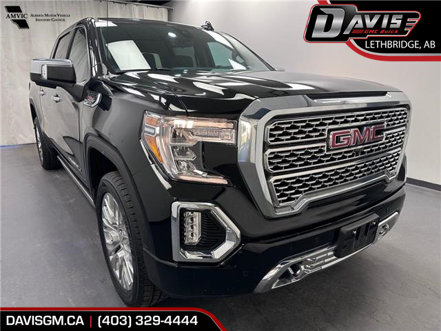 2020 GMC Sierra 1500 Denali (Stk: 300729) in Lethbridge - Image 1 of 31