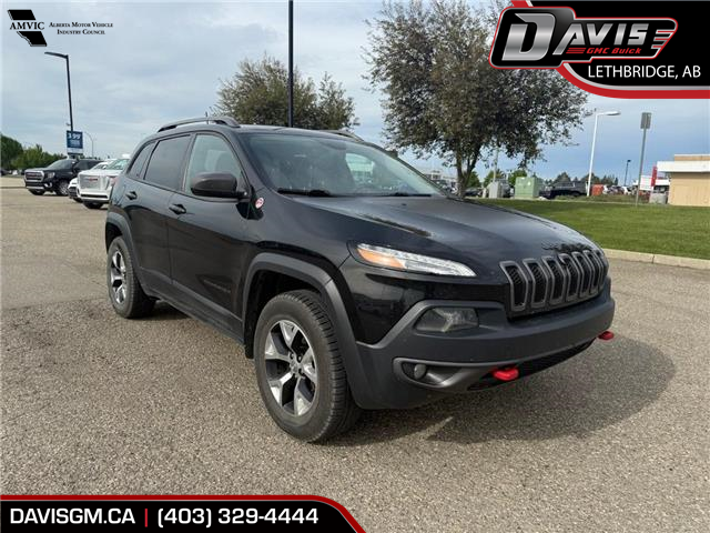 2016 Jeep Cherokee Trailhawk (Stk: 300977) in Lethbridge - Image 1 of 9
