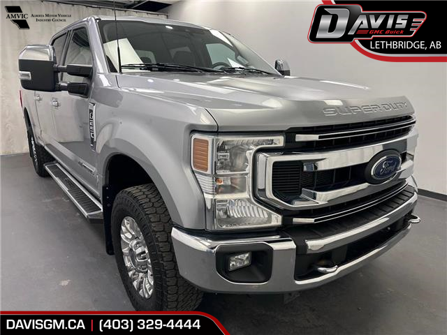 2022 Ford F-250  1FT7W2BTXNEF16652 300854 in Lethbridge