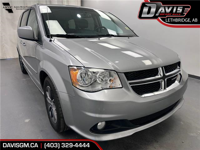 2017 Dodge Grand Caravan CVP/SXT 2C4RDGBG3HR663076 300817 in Lethbridge