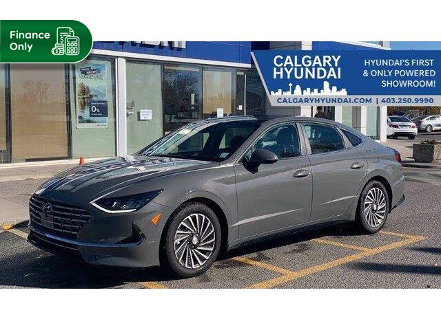 2021 Hyundai Sonata Luxury (Stk: N112288) in Calgary - Image 1 of 28
