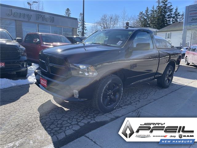 2022 RAM 1500 Classic Tradesman (Stk: 22136) in New Hamburg - Image 1 of 7