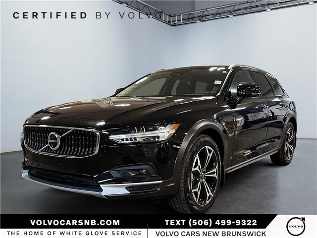 2024 Volvo V90 Cross Country B6 Plus (Stk: 244384B) in Fredericton - Image 1 of 20