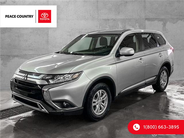 2020 Mitsubishi Outlander ES (Stk: 9883) in Williams Lake - Image 1 of 25