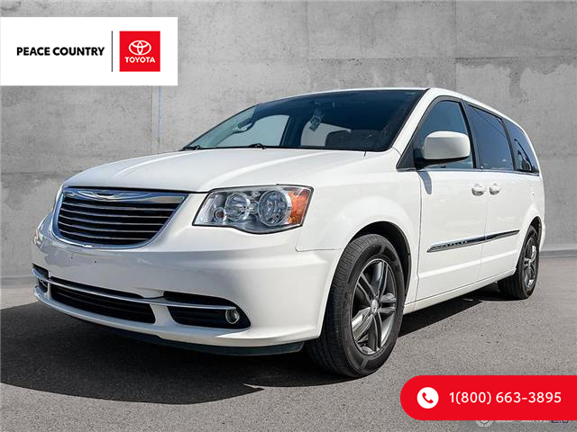 2013 Chrysler Town & Country Touring (Stk: 1071A) in Quesnel - Image 1 of 23