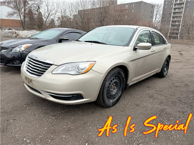 2014 Chrysler 200 LX 1C3CCBAB5EN131698 33444 in London