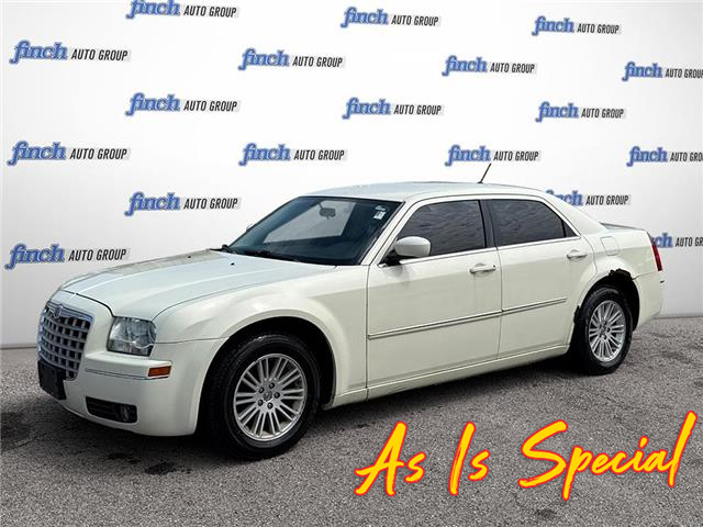 2008 Chrysler 300 Touring 2C3KA53G28H229318 138213 in London