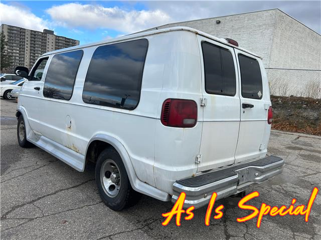 2001 Dodge Ram Van 1500 Conversion (Stk: 822) in Kitchener - Image 2 of 8