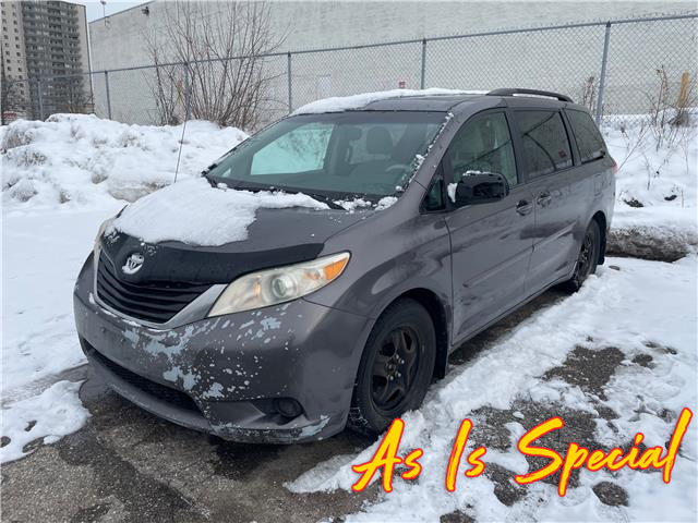 2013 Toyota Sienna  (Stk: 844) in Kitchener - Image 1 of 8