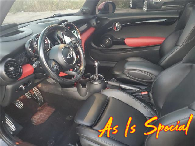 2016 MINI 3 Door John Cooper Works (Stk: 165001) in London - Image 5 of 8