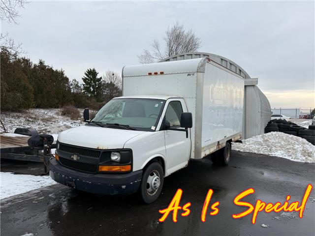 2013 Chevrolet Express Cutaway Standard (Stk: 164452) in London - Image 1 of 10