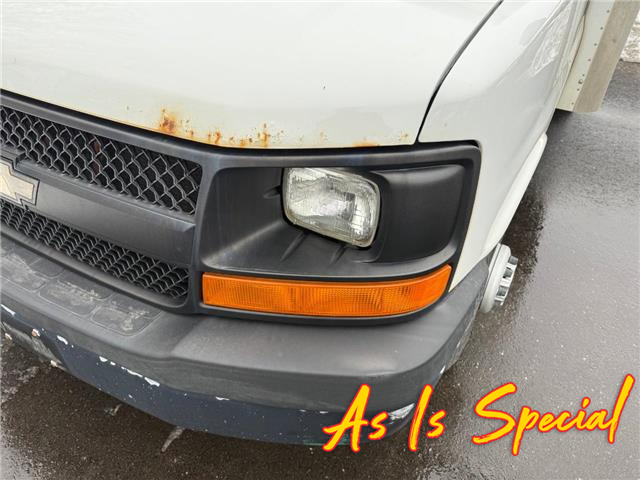 2013 Chevrolet Express Cutaway Standard (Stk: 164452) in London - Image 3 of 10