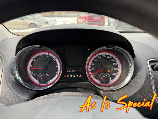 2012 Dodge Grand Caravan SE/SXT (Stk: 35778) in London - Image 5 of 7