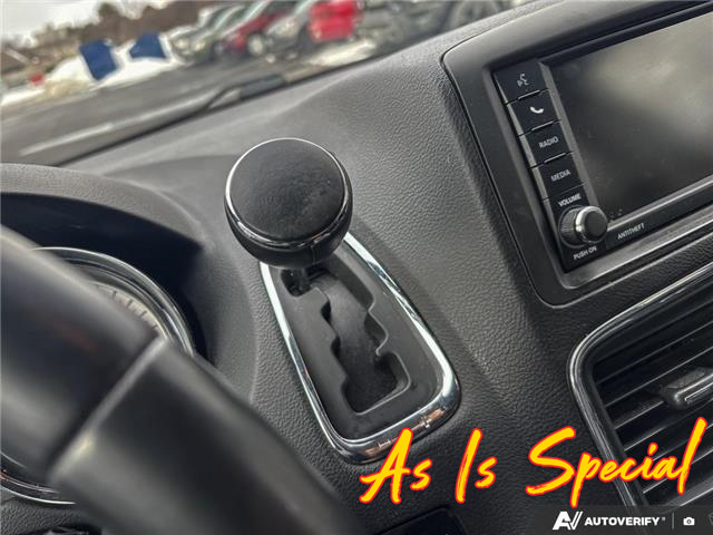 2016 Dodge Grand Caravan SE/SXT (Stk: 165403) in London - Image 18 of 26