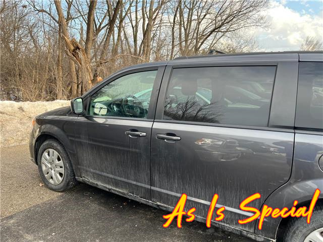 2018 Dodge Grand Caravan CVP/SXT (Stk: 165394) in London - Image 2 of 4