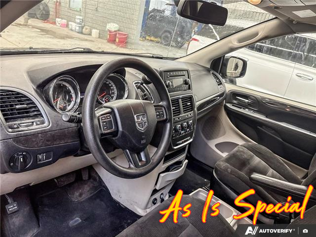 2018 Dodge Grand Caravan CVP/SXT (Stk: 165394) in London - Image 13 of 26