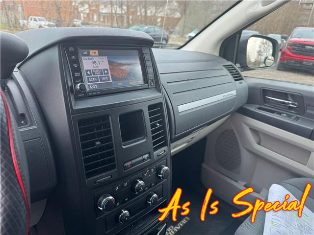 2008 Dodge Grand Caravan SE (Stk: 36085) in London - Image 8 of 9