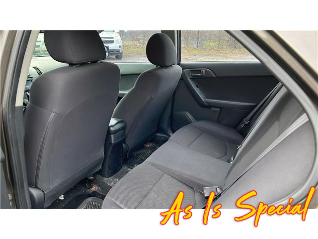 2011 Kia Forte 2.0L LX (Stk: 36079) in London - Image 9 of 11