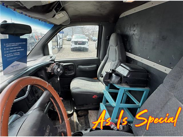2004 GMC SIERRA 5500 - (Stk: 43138) in Georgetown - Image 10 of 13