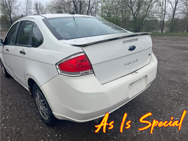 2010 Ford Focus SE (Stk: 36216) in London - Image 3 of 11