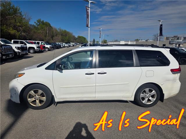 2014 Toyota Sienna LE 7 Passenger (Stk: 136812) in London - Image 3 of 10