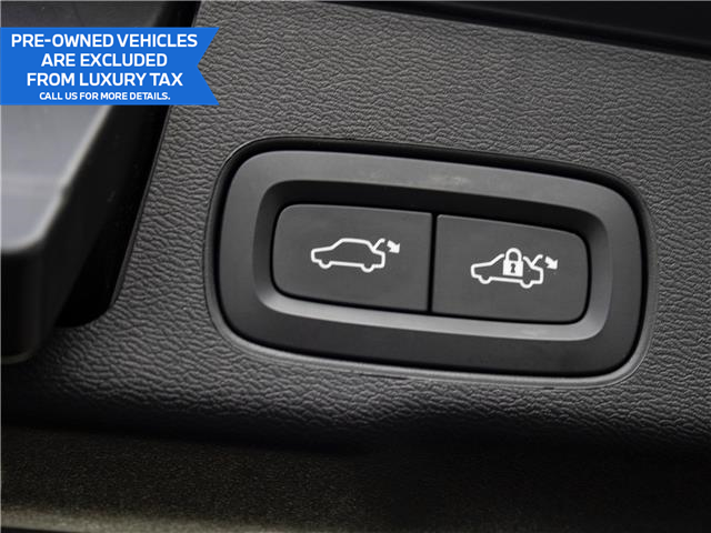 2024 Volvo XC60 B5 Plus Dark Theme (Stk: B10238A) in Windsor - Image 6 of 26