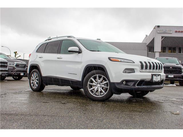 2017 Jeep Cherokee Limited (Stk: LC1559A) in Surrey - Image 1 of 12